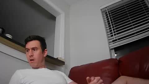 Snapshot of str8stuntcox chatting on October 29, 2025, 2:58 am Str8StuntCox online show from October 29, 2025, 2:58 am