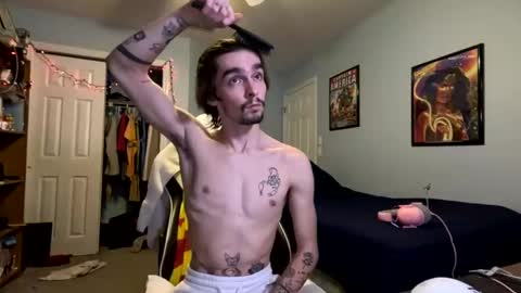 Snapshot of str8whiteboy21 chatting on December 8, 2024, 8:09 am str8whiteboy21 online show from December 8, 2024, 8:09 am