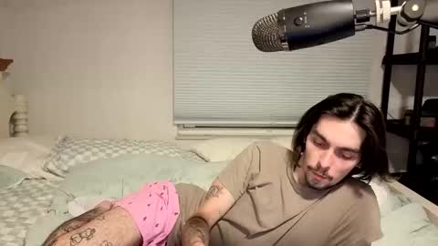 Snapshot of str8whiteboy21 chatting on April 14, 2026, 1:22 am str8whiteboy21 online show from April 14, 2026, 1:22 am