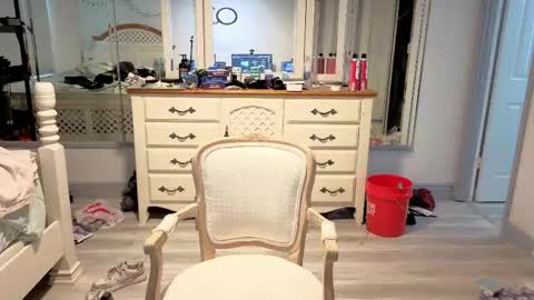 Snapshot of str8whiteboy21 chatting on May 19, 2026, 6:47 pm str8whiteboy21 online show from May 19, 2026, 6:47 pm
