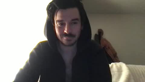 Snapshot of straitnarrow chatting on April 9, 2026, 5:51 am Strait n Narrow online show from April 9, 2026, 5:51 am