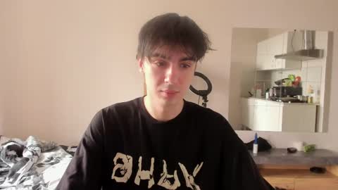 Ray online show from May 7, 2026, 8:09 am