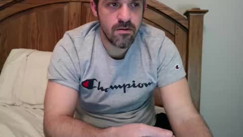 strangeratnight87 online show from February 3, 2026, 5:49 am