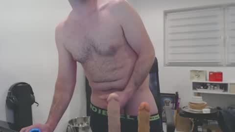 ImYours online show from February 5, 2025, 8:14 pm