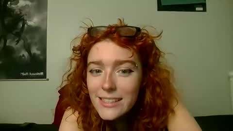 strawb3rrymilkk online show from February 20, 2026, 12:07 am