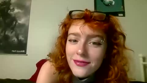 strawb3rrymilkk online show from March 25, 2026, 2:17 am