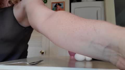 Snapshot of strawberrylotsacake chatting on September 13, 2025, 3:01 pm Strawberrylotsacake online show from September 13, 2025, 3:01 pm