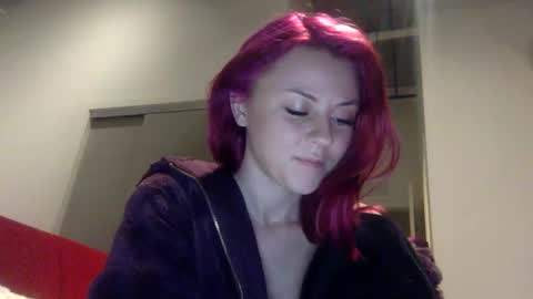 Snapshot of strawbrysugar chatting on February 6, 2025, 2:00 am Ruby Moon online show from February 6, 2025, 2:00 am
