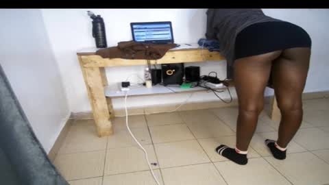 streetlioness online show from February 23, 2026, 8:28 pm