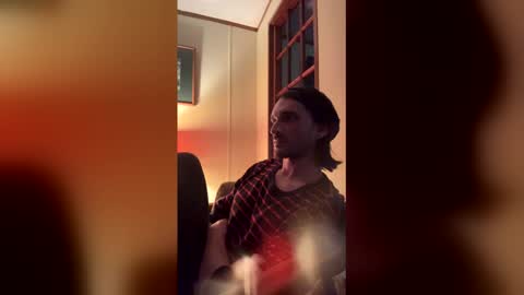 stringgreens777 online show from December 20, 2025, 11:45 pm