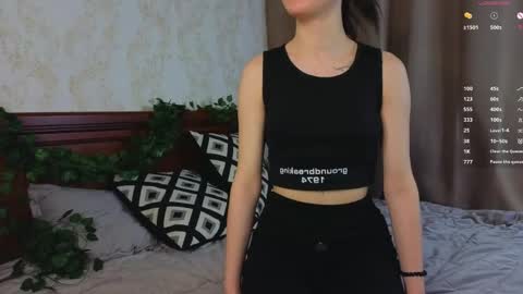 stringycompeer online show from March 22, 2026, 7:28 pm