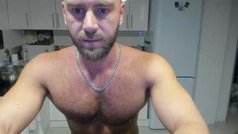 Snapshot of strong_arni chatting on February 20, 2025, 6:24 pm Strong Arni online show from February 20, 2025, 6:24 pm