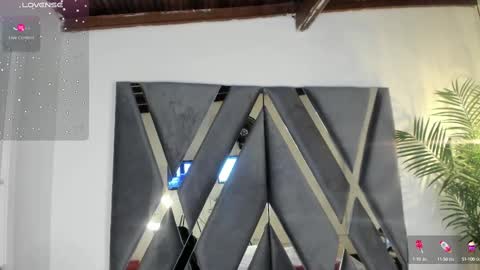 Snapshot of strong_girl_ chatting on October 14, 2025, 11:00 am Alexa   online show from October 14, 2025, 11:00 am