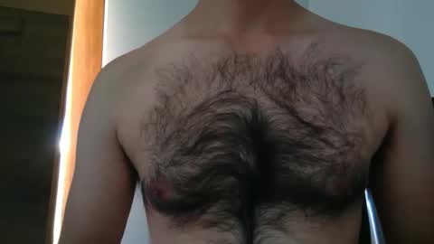 Snapshot of strongandmanly chatting on January 7, 2025, 9:03 pm Strongandmanly online show from January 7, 2025, 9:03 pm