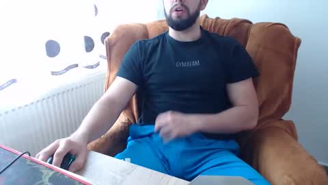 StrongCoffee online show from October 31, 2025, 9:43 am