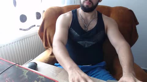 StrongCoffee online show from November 4, 2025, 6:45 am