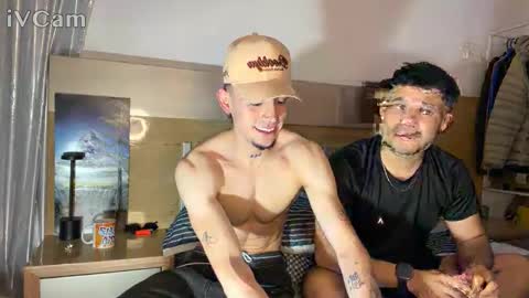 Snapshot of stronghardlatino chatting on February 16, 2026, 3:57 am stronghardlatino online show from February 16, 2026, 3:57 am