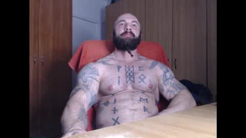 Snapshot of strongivan chatting on December 26, 2024, 7:16 pm StrongIvan online show from December 26, 2024, 7:16 pm