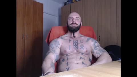 Snapshot of strongivan chatting on February 20, 2025, 5:33 am StrongIvan online show from February 20, 2025, 5:33 am