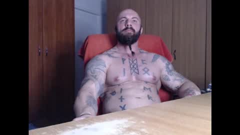 Snapshot of strongivan chatting on March 9, 2025, 6:54 pm StrongIvan online show from March 9, 2025, 6:54 pm
