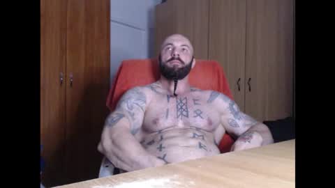Snapshot of strongivan chatting on September 9, 2025, 6:29 pm StrongIvan online show from September 9, 2025, 6:29 pm