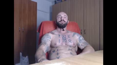 Snapshot of strongivan chatting on July 11, 2026, 4:37 am StrongIvan online show from July 11, 2026, 4:37 am