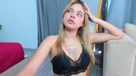 Snapshot of stroong_couple_ chatting on November 20, 2025, 7:57 pm Strong Couple online show from November 20, 2025, 7:57 pm