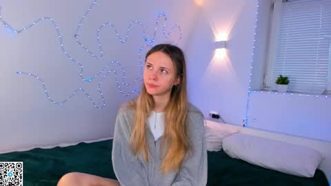 Olivia online show from June 8, 2026, 1:09 am