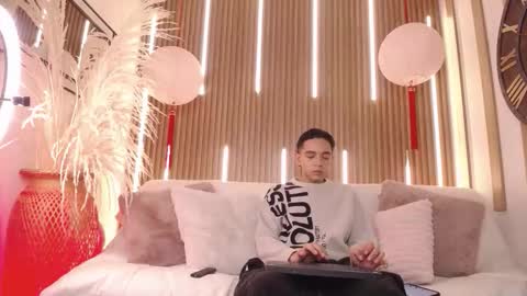 STUART online show from January 31, 2026, 9:02 pm