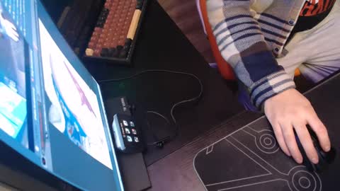 stud69861714 online show from December 15, 2024, 10:07 am