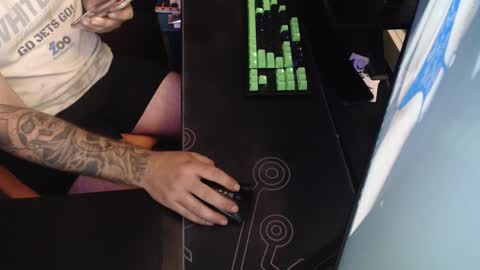 stud69861714 online show from September 19, 2025, 7:10 am