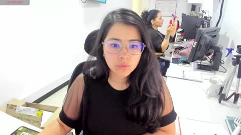Snapshot of studcb_ chatting on September 24, 2025, 9:29 pm studcb_ online show from September 24, 2025, 9:29 pm