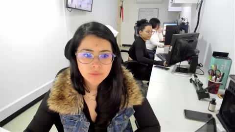 Snapshot of studcb_ chatting on September 29, 2025, 7:51 pm studcb_ online show from September 29, 2025, 7:51 pm