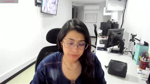 Snapshot of studcb_ chatting on September 30, 2025, 10:48 pm studcb_ online show from September 30, 2025, 10:48 pm