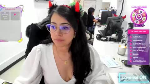 Snapshot of studcb_ chatting on October 8, 2025, 5:32 pm studcb_ online show from October 8, 2025, 5:32 pm