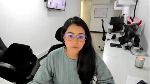 Snapshot of studcb_ chatting on October 19, 2025, 8:53 pm studcb_ online show from October 19, 2025, 8:53 pm