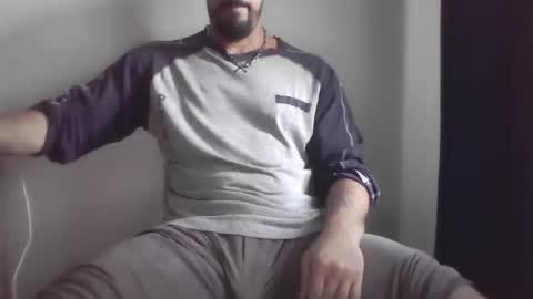 Ero online show from October 19, 2025, 9:54 am