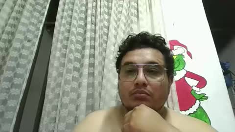 studio_yue online show from March 30, 2026, 10:22 pm