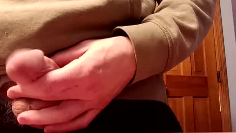 Snapshot of studmuffinizer3000 chatting on March 2, 2025, 2:00 pm Stud online show from March 2, 2025, 2:00 pm