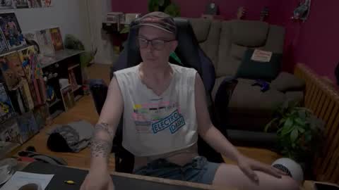 Buck Nunchuck online show from May 20, 2026, 4:07 am
