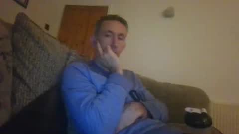 Snapshot of stuuuey73 chatting on October 18, 2025, 9:15 pm stuuuey73 online show from October 18, 2025, 9:15 pm