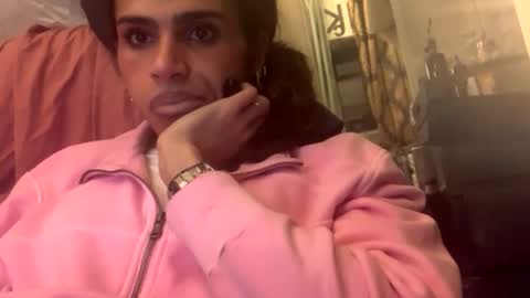 Snapshot of stxllaxcx chatting on October 3, 2025, 2:19 am stxllaxcx online show from October 3, 2025, 2:19 am