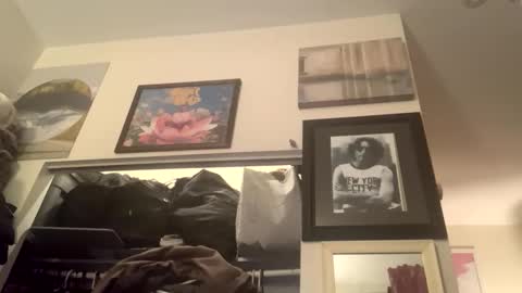 Snapshot of stxllaxcx chatting on November 5, 2025, 2:06 pm stxllaxcx online show from November 5, 2025, 2:06 pm