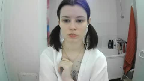 Snapshot of style_bliss chatting on October 1, 2025, 4:24 pm Eva online show from October 1, 2025, 4:24 pm