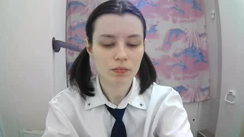 Snapshot of style_bliss chatting on October 10, 2025, 5:56 pm Eva online show from October 10, 2025, 5:56 pm