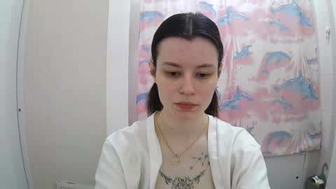 Snapshot of style_bliss chatting on October 25, 2025, 3:18 pm Eva online show from October 25, 2025, 3:18 pm