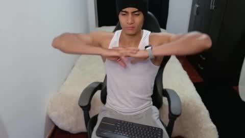 Snapshot of stylish_men chatting on October 19, 2025, 12:28 pm stylish men online show from October 19, 2025, 12:28 pm