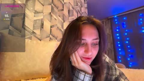 LINA online show from September 17, 2025, 4:30 pm