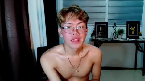 Snapshot of su_jin_oppa chatting on April 13, 2026, 12:10 pm Su-jin online show from April 13, 2026, 12:10 pm