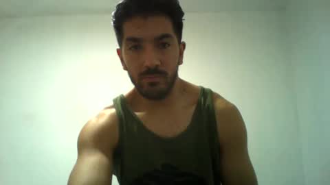 Snapshot of suaber_ chatting on October 19, 2025, 5:02 pm suaber_ online show from October 19, 2025, 5:02 pm